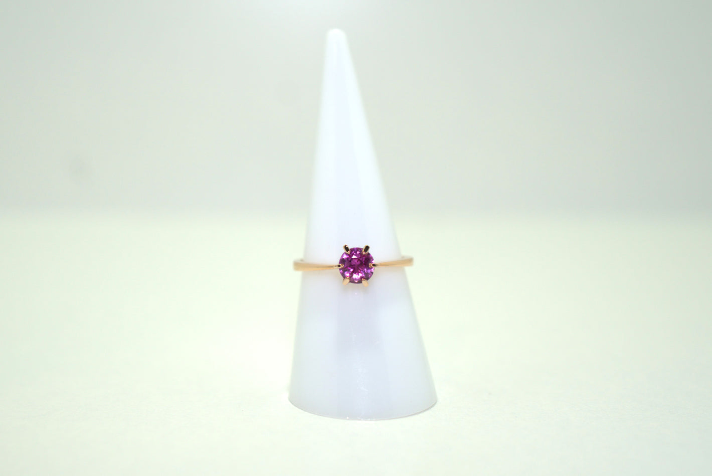 Yellow Gold Ring with Pink Sapphire