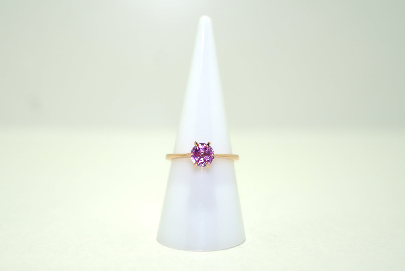 Yellow Gold Ring with Pink Sapphire