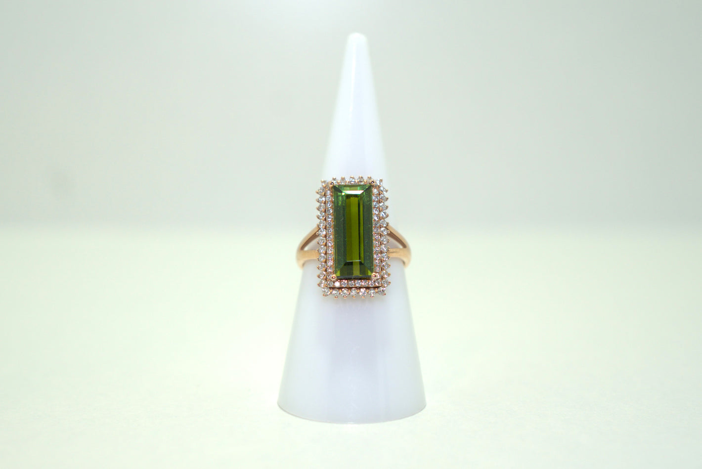 Yellow Gold Ring with Green Tourmaline & Diamonds