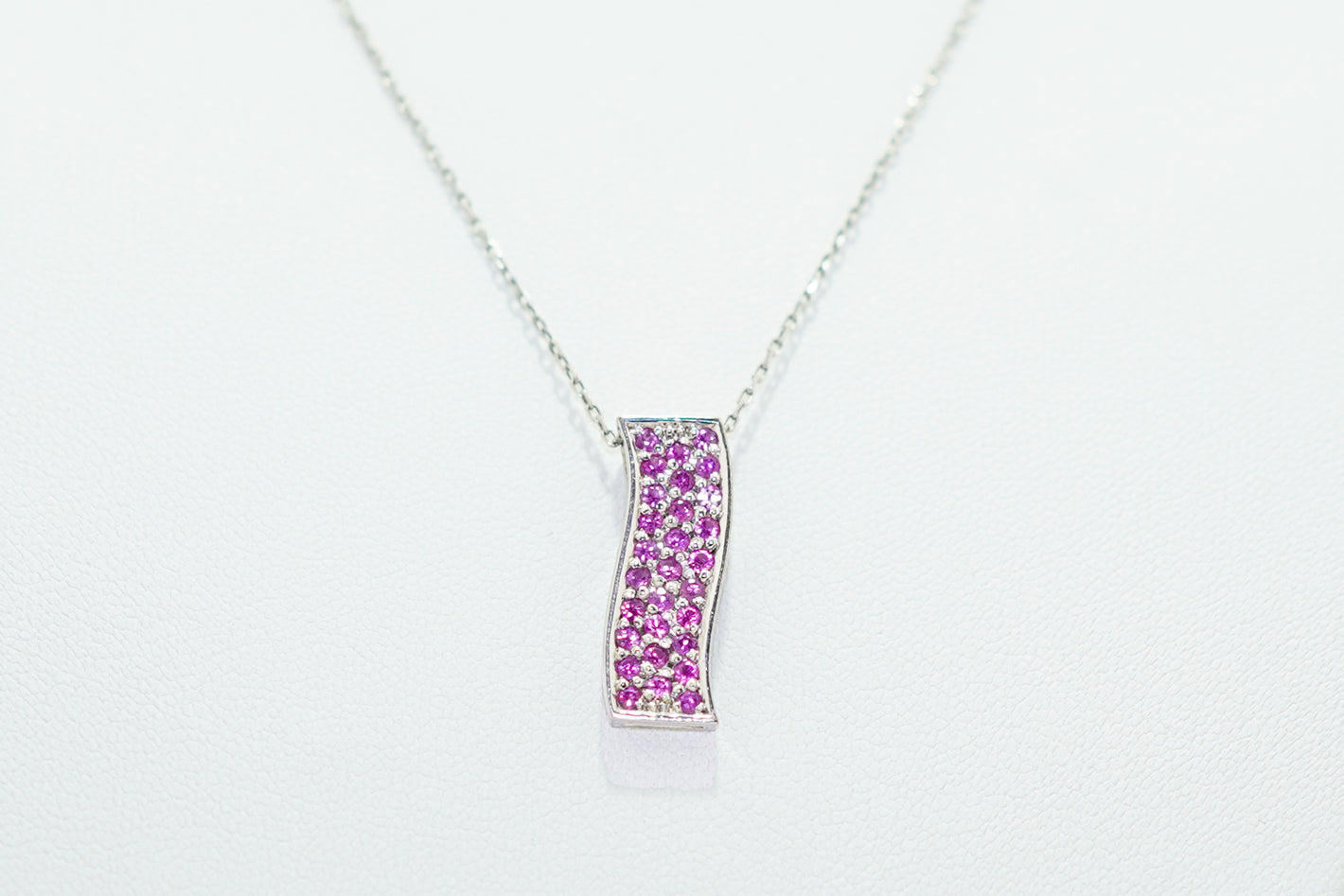 White Gold Pendent with Pink Sapphires