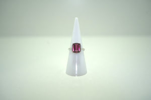 White Gold Ring with Garnet and Diamonds