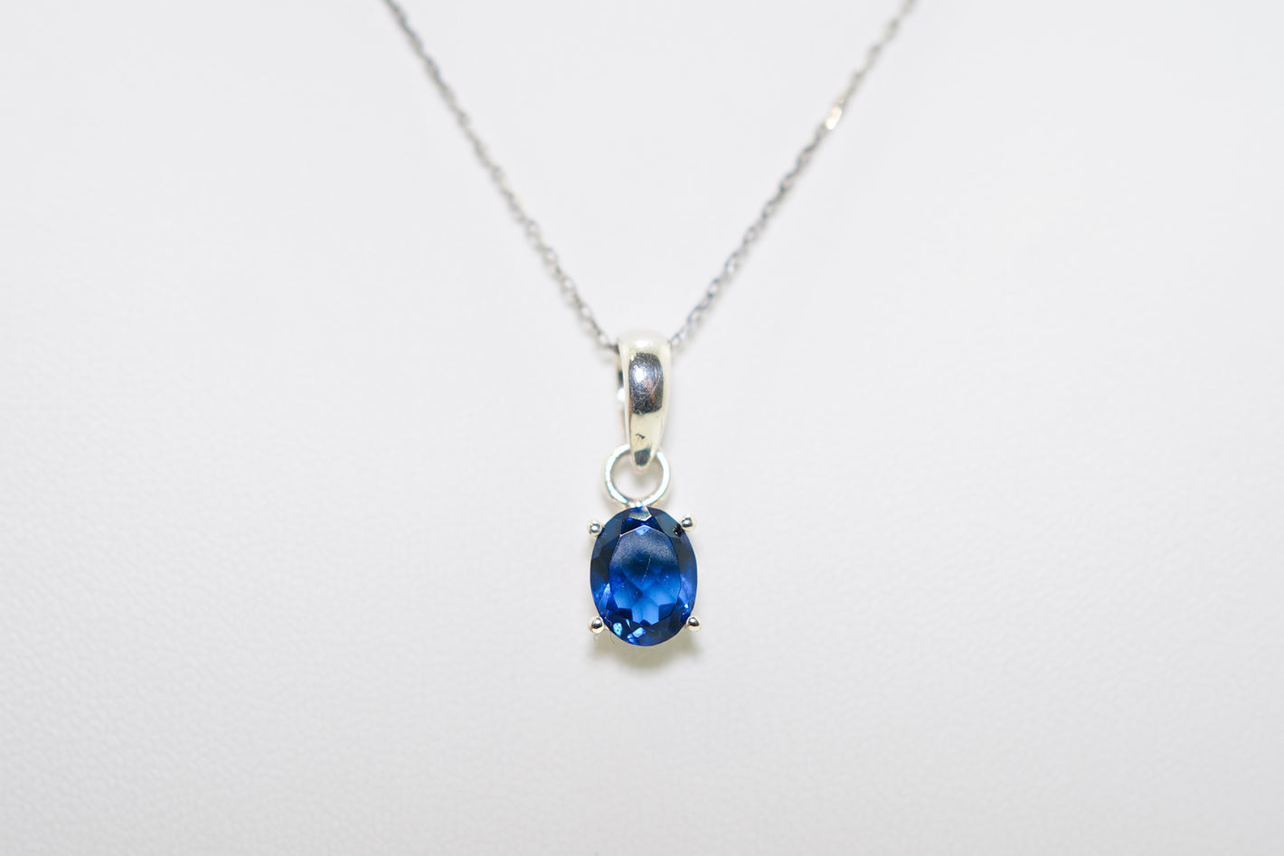 Silver Pendant Lolite