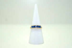 Yellow Gold Ring with Blue Sapphires