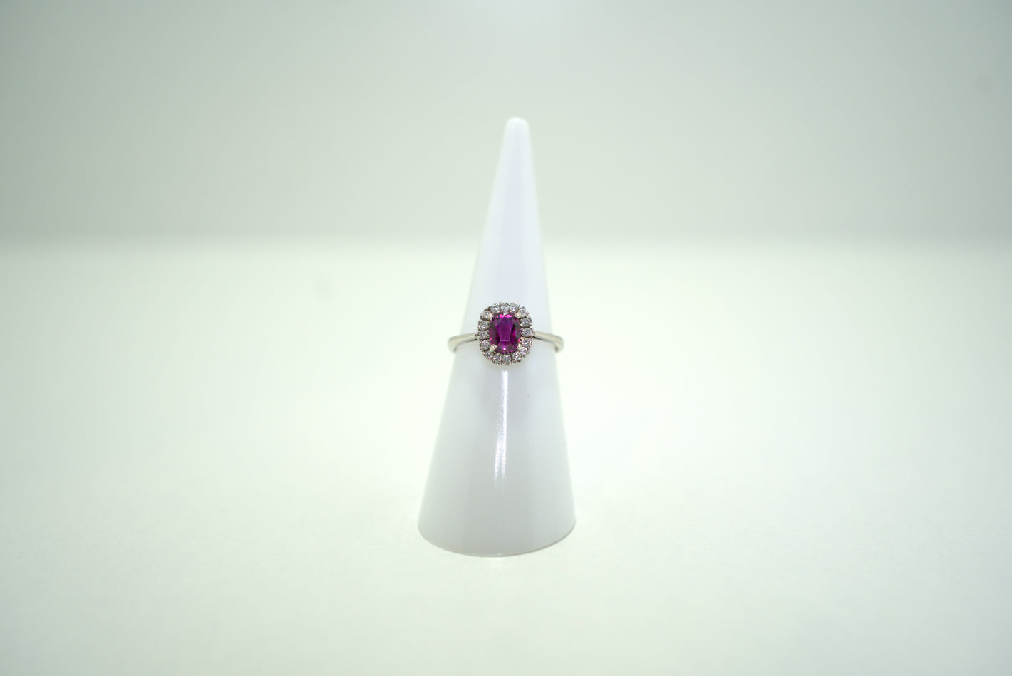 White Gold Ring with Ruby & Diamond