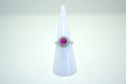 White Gold Ring with Ruby and Diamonds