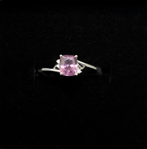 White Gold Ring With Pink Sapphire