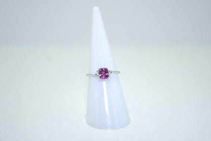 White Gold Ring With Pink Sapphire