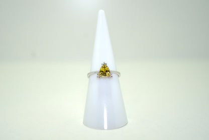 White Gold Ring with Yellow Sapphire and Diamonds