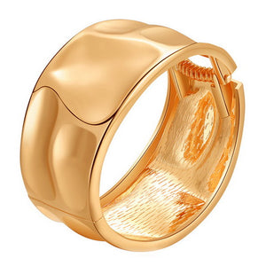 Uneven Hinge Bangle - Gold